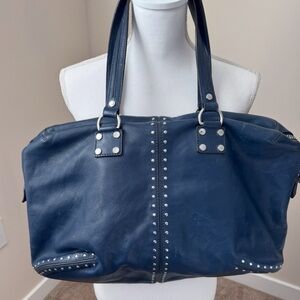Michael Kors Elegant Navy Leather Shoulder Bag